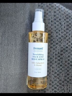 Dermasil Nourishing Face & Body Spray With Calendula & Honey — 5fl Oz BNIB